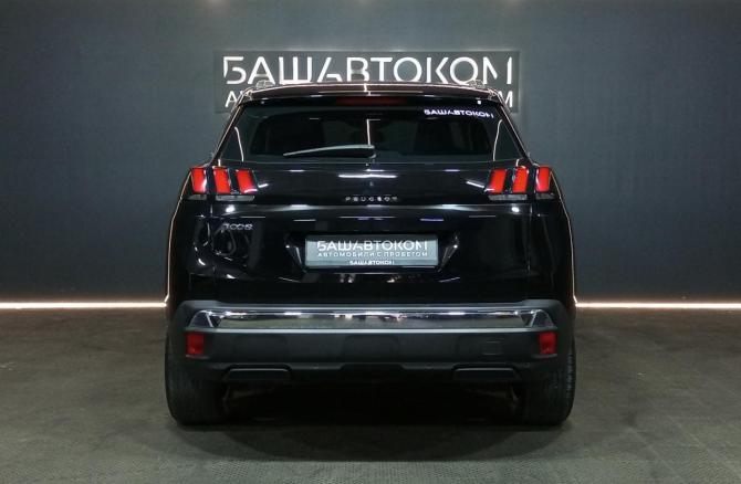 Peugeot 3008 II с пробегом 2018 года, цена 1 790 000 рублей, 114099 км, внедорожник, Автокод Объявления