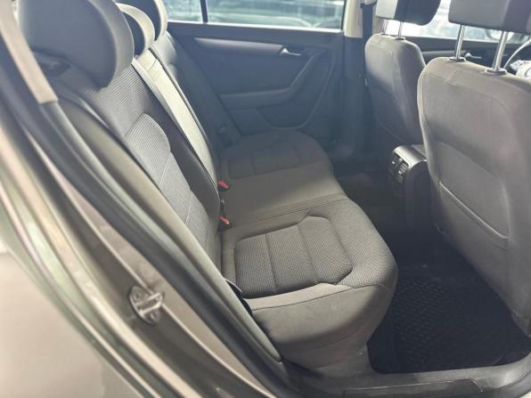 Volkswagen Passat B7 с пробегом 2012 года, цена 795 000 рублей, 230002 км, седан, Автокод Объявления