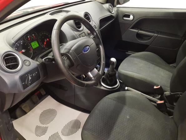 Ford Fiesta Mk5 с пробегом 2007 года, цена 259 000 рублей, 270000 км, хэтчбек, Автокод Объявления