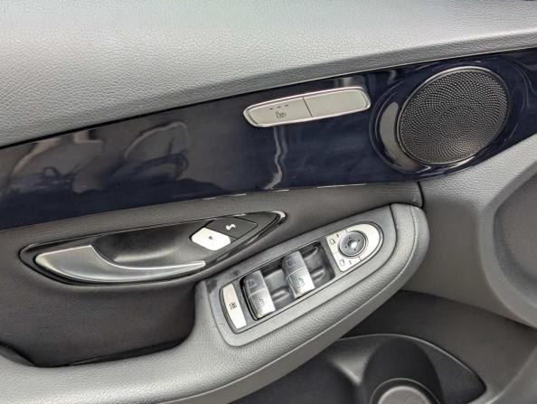 Mercedes-Benz C-Класс IV (W205) с пробегом 2015 года, цена 1 897 000 рублей, 209812 км, седан, Автокод Объявления