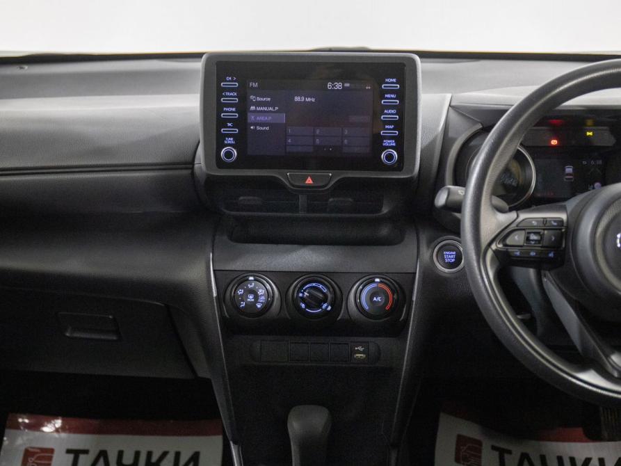 Toyota Yaris Cross Иркутск  - изображение 13