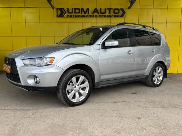 Mitsubishi Outlander II Рестайлинг с пробегом 2011 года, цена 1 049 000 рублей, 193000 км, внедорожник, Автокод Объявления