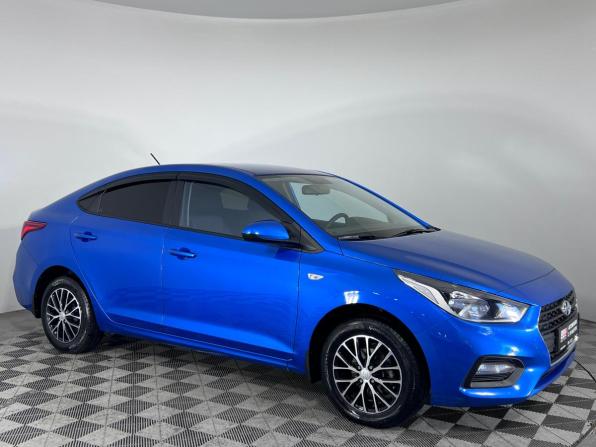 Hyundai Solaris II с пробегом 2017 года, цена 1 320 000 рублей, 91200 км, седан, Автокод Объявления