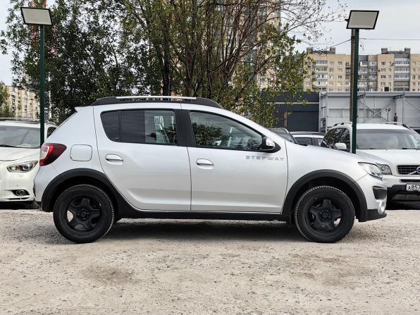 Renault Sandero II с пробегом 2016 года, цена 1 299 000 рублей, 48184 км, хэтчбек, Автокод Объявления