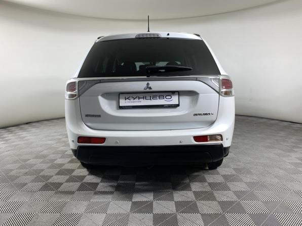 Mitsubishi Outlander III с пробегом 2013 года, цена 1 350 000 рублей, 160012 км, внедорожник, Автокод Объявления