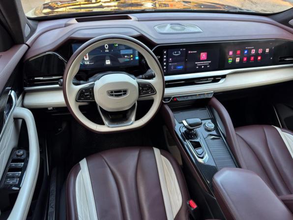Geely Monjaro I с пробегом 2023 года, цена 2 899 000 рублей, 73767 км, внедорожник, Автокод Объявления