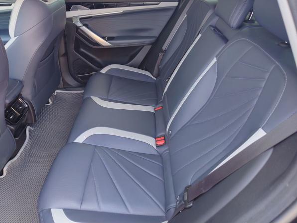 Geely Atlas II с пробегом 2024 года, цена 2 700 000 рублей, 60000 км, внедорожник, Автокод Объявления
