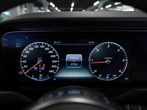 Mercedes-Benz E-Класс V (W213 S213 C238) с пробегом 2018 года, цена 3 600 000 рублей, 97542 км, седан, Автокод Объявления