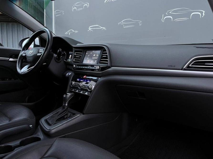 Hyundai Elantra VI (AD) Рестайлинг Санкт-Петербург  - изображение 7