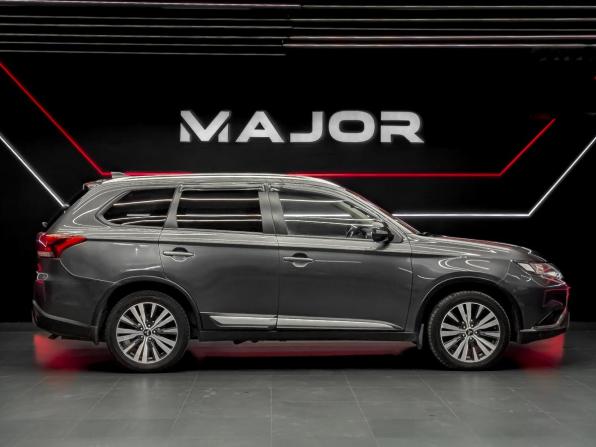 Mitsubishi Outlander III Рестайлинг 3 с пробегом 2019 года, цена 1 775 000 рублей, 150952 км, внедорожник, Автокод Объявления