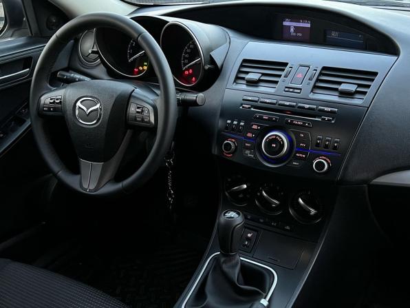 Mazda 3 II (BL) Рестайлинг с пробегом 2012 года, цена 825 000 рублей, 298522 км, седан, Автокод Объявления