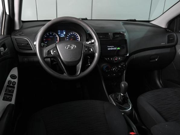 Hyundai Solaris I Рестайлинг с пробегом 2015 года, цена 1 029 000 рублей, 158637 км, хэтчбек, Автокод Объявления