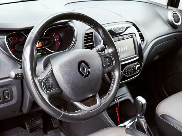 Renault Kaptur I с пробегом 2019 года, цена 1 599 000 рублей, 56097 км, внедорожник, Автокод Объявления
