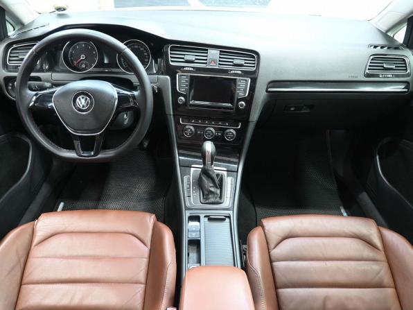 Volkswagen Golf VII с пробегом 2013 года, цена 1 429 900 рублей, 237557 км, хэтчбек, Автокод Объявления