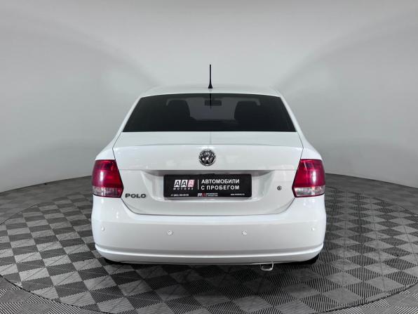 Volkswagen Polo V с пробегом 2013 года, цена 670 000 рублей, 143245 км, седан, Автокод Объявления