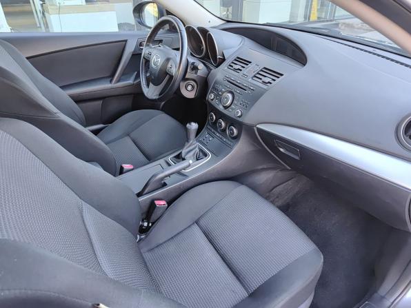Mazda 3 II (BL) Рестайлинг с пробегом 2012 года, цена 949 000 рублей, 126798 км, седан, Автокод Объявления