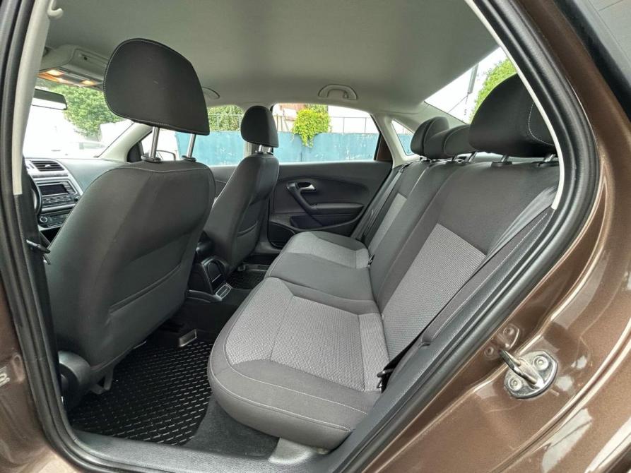 Volkswagen Polo V Рестайлинг Санкт-Петербург  - изображение 19