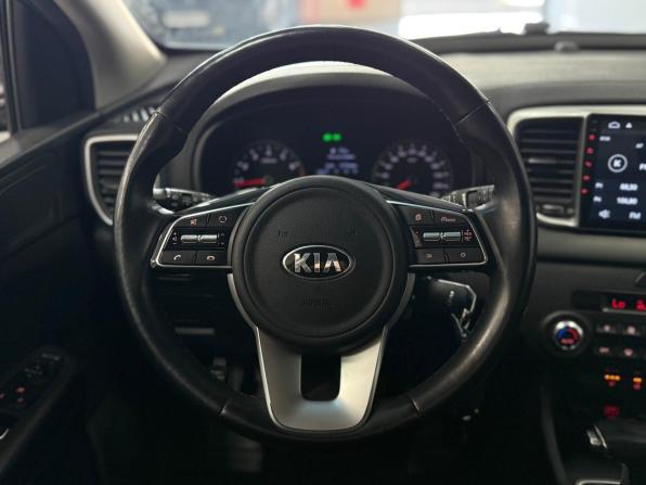 Kia Sportage IV Рестайлинг с пробегом 2021 года, цена 2 750 000 рублей, 59000 км, внедорожник, Автокод Объявления