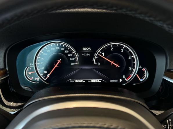 BMW 5 серии VII (G30/G31/G38) с пробегом 2018 года, цена 3 350 000 рублей, 143508 км, седан, Автокод Объявления