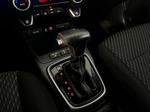Kia Rio IV с пробегом 2019 года, цена 1 319 000 рублей, 160600 км, седан, Автокод Объявления