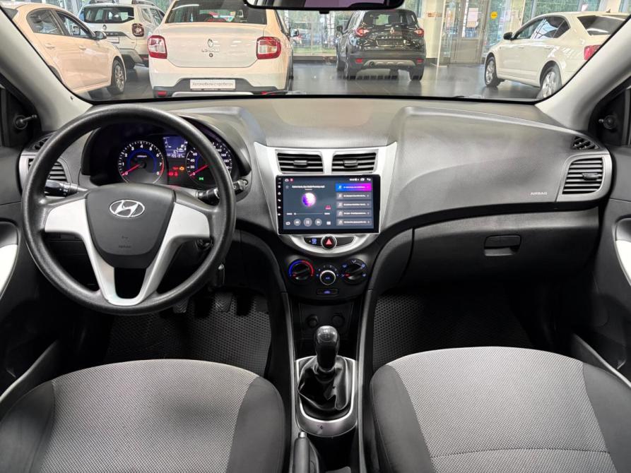 Hyundai Solaris I Киров  - изображение 12