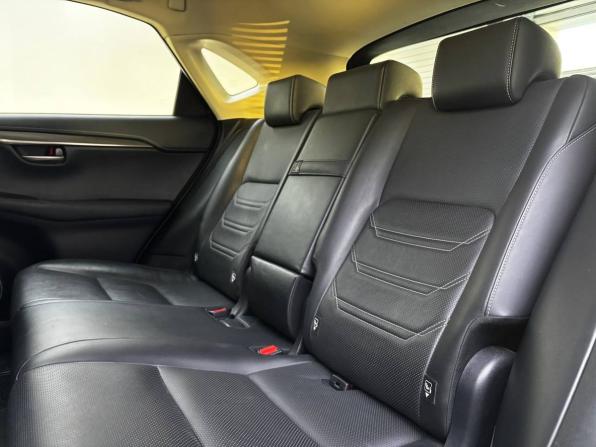 Lexus NX I с пробегом 2016 года, цена 2 940 000 рублей, 165000 км, внедорожник, Автокод Объявления