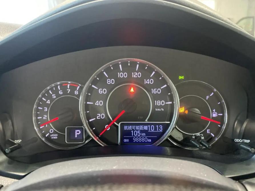 Toyota Corolla XI (E160 E170) Рестайлинг 2 Челябинск  - изображение 15