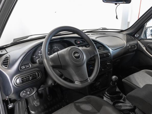 Chevrolet Niva I Рестайлинг с пробегом 2017 года, цена 768 700 рублей, 83200 км, внедорожник, Автокод Объявления