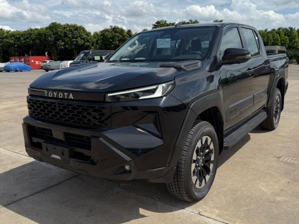 Toyota Hilux IX с пробегом 2026 года, цена 8 350 000 рублей, 1 км, пикап, Автокод Объявления