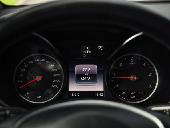 Mercedes-Benz V-Класс III (W447) Рестайлинг с пробегом 2020 года, цена 4 699 000 рублей, 120151 км, минивэн, Автокод Объявления