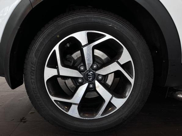 Kia Sportage IV Рестайлинг с пробегом 2021 года, цена 2 650 000 рублей, 85212 км, внедорожник, Автокод Объявления