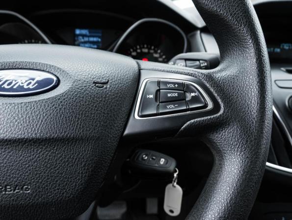 Ford Focus III Рестайлинг с пробегом 2017 года, цена 854 000 рублей, 213977 км, универсал, Автокод Объявления
