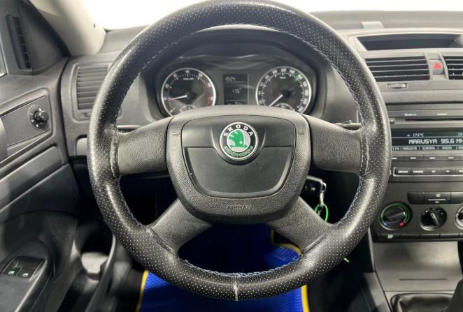 Skoda Octavia II (A5) Рестайлинг с пробегом 2012 года, цена 505 000 рублей, 165448 км, лифтбек, Автокод Объявления