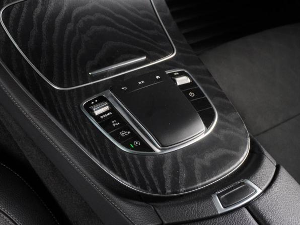 Mercedes-Benz E-Класс V (W213 S213 C238) Рестайлинг с пробегом 2021 года, цена 6 649 000 рублей, 47762 км, седан, Автокод Объявления