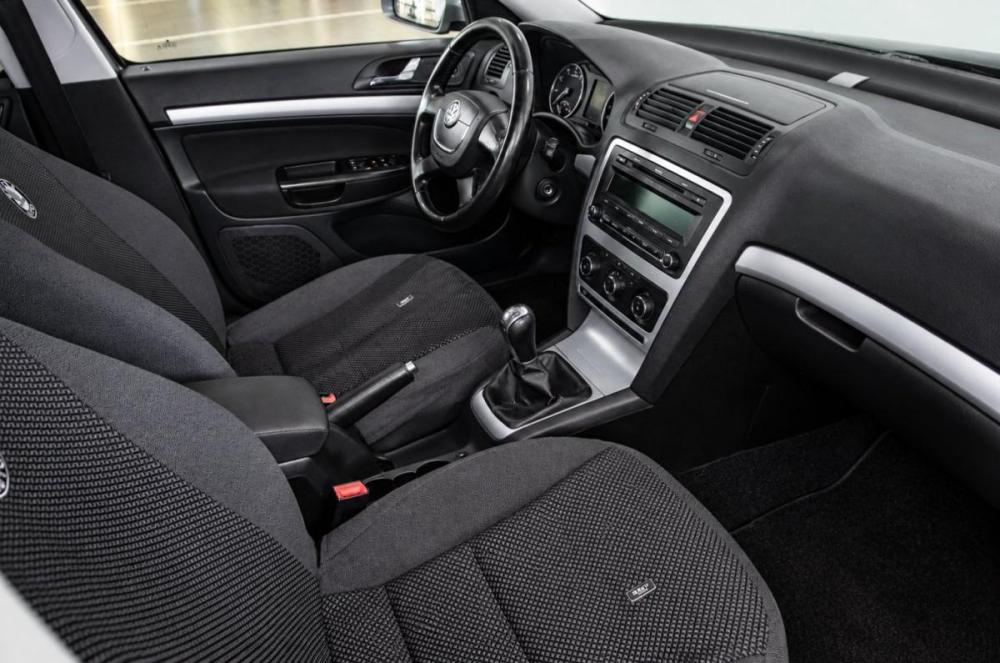 Skoda Octavia II (A5) Рестайлинг Челябинск  - изображение 11