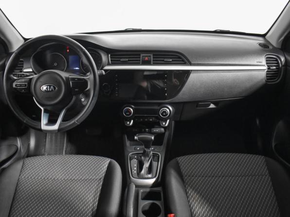 Kia Rio IV с пробегом 2018 года, цена 1 590 000 рублей, 111000 км, хэтчбек, Автокод Объявления