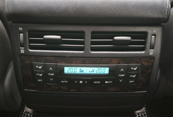 Toyota Land Cruiser 200 Series с пробегом 2008 года, цена 3 345 000 рублей, 302787 км, внедорожник, Автокод Объявления