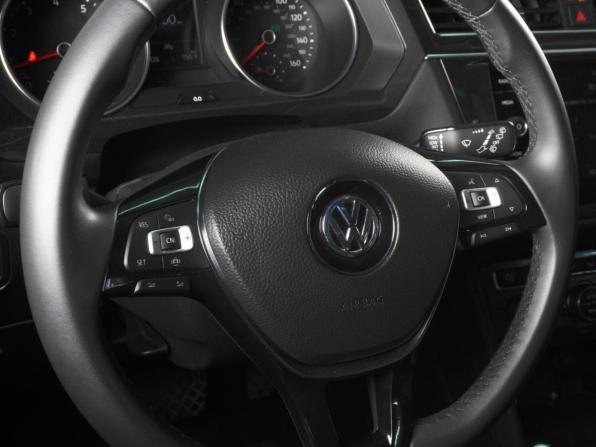 Volkswagen Tiguan II с пробегом 2019 года, цена 2 489 000 рублей, 78128 км, внедорожник, Автокод Объявления