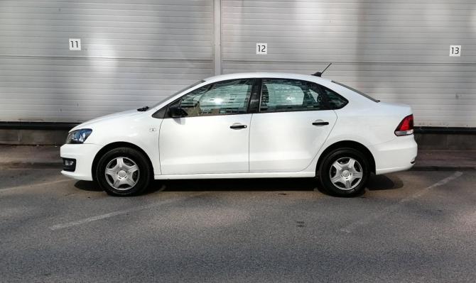 Volkswagen Polo V Рестайлинг с пробегом 2017 года, цена 819 000 рублей, 143427 км, седан, Автокод Объявления