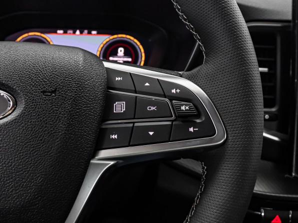 Lada (ВАЗ) Vesta I Рестайлинг (NG) с пробегом 2025 года, цена 1 879 000 рублей, 230 км, седан, Автокод Объявления