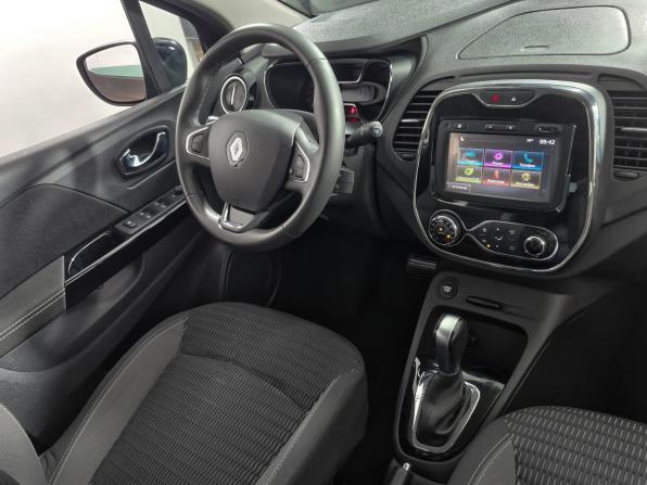Renault Kaptur I с пробегом 2018 года, цена 1 209 000 рублей, 154100 км, внедорожник, Автокод Объявления