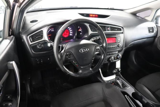 Kia Ceed II Рестайлинг с пробегом 2018 года, цена 997 000 рублей, 154000 км, хэтчбек, Автокод Объявления