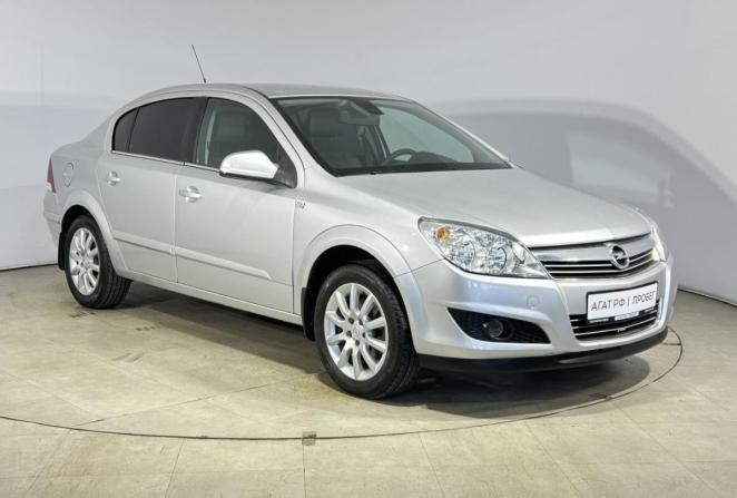 Opel Astra H Рестайлинг с пробегом 2014 года, цена 750 000 рублей, 153012 км, хэтчбек, Автокод Объявления