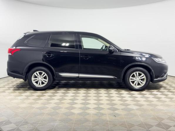 Mitsubishi Outlander III Рестайлинг 3 с пробегом 2019 года, цена 1 920 200 рублей, 173416 км, внедорожник, Автокод Объявления