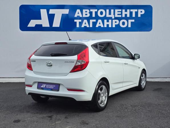 Hyundai Solaris I Рестайлинг с пробегом 2015 года, цена 999 000 рублей, 143310 км, хэтчбек, Автокод Объявления