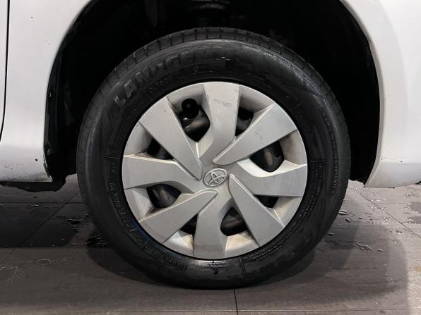 Toyota Vitz III (XP130) Рестайлинг с пробегом 2014 года, цена 670 000 рублей, 205905 км, хэтчбек, Автокод Объявления