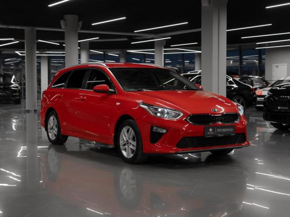 Kia Ceed III с пробегом 2019 года, цена 1 755 000 рублей, 57082 км, универсал, Автокод Объявления