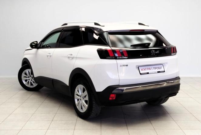 Peugeot 3008 II с пробегом 2018 года, цена 1 750 000 рублей, 120806 км, внедорожник, Автокод Объявления