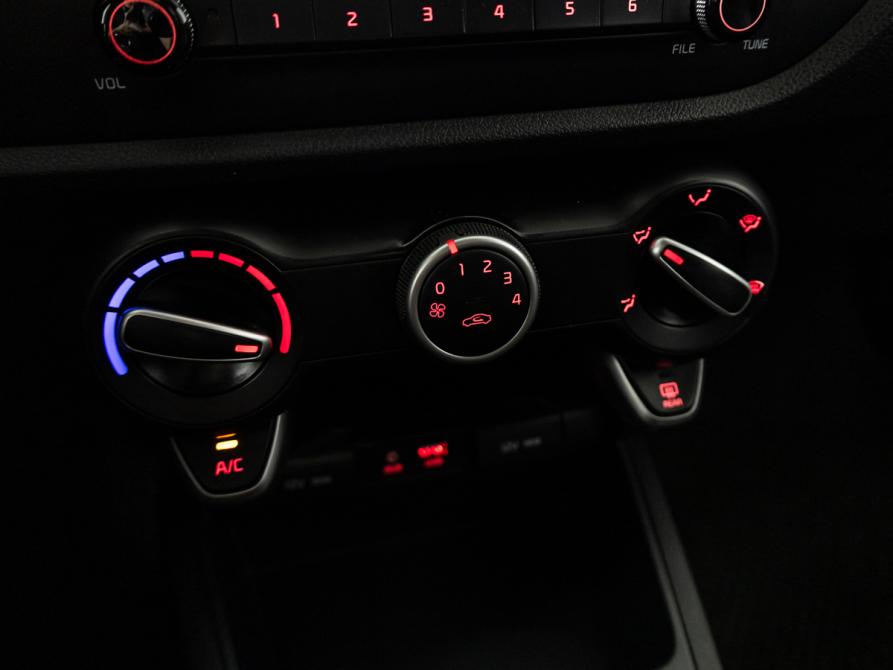 Kia Rio IV Санкт-Петербург  - изображение 15