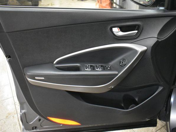 Hyundai Santa Fe III с пробегом 2014 года, цена 1 649 000 рублей, 200500 км, внедорожник, Автокод Объявления